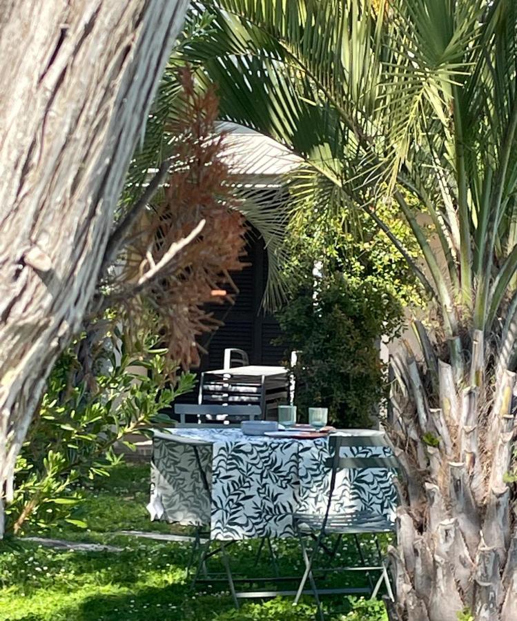 Villa Macalia Pietrosella Buitenkant foto