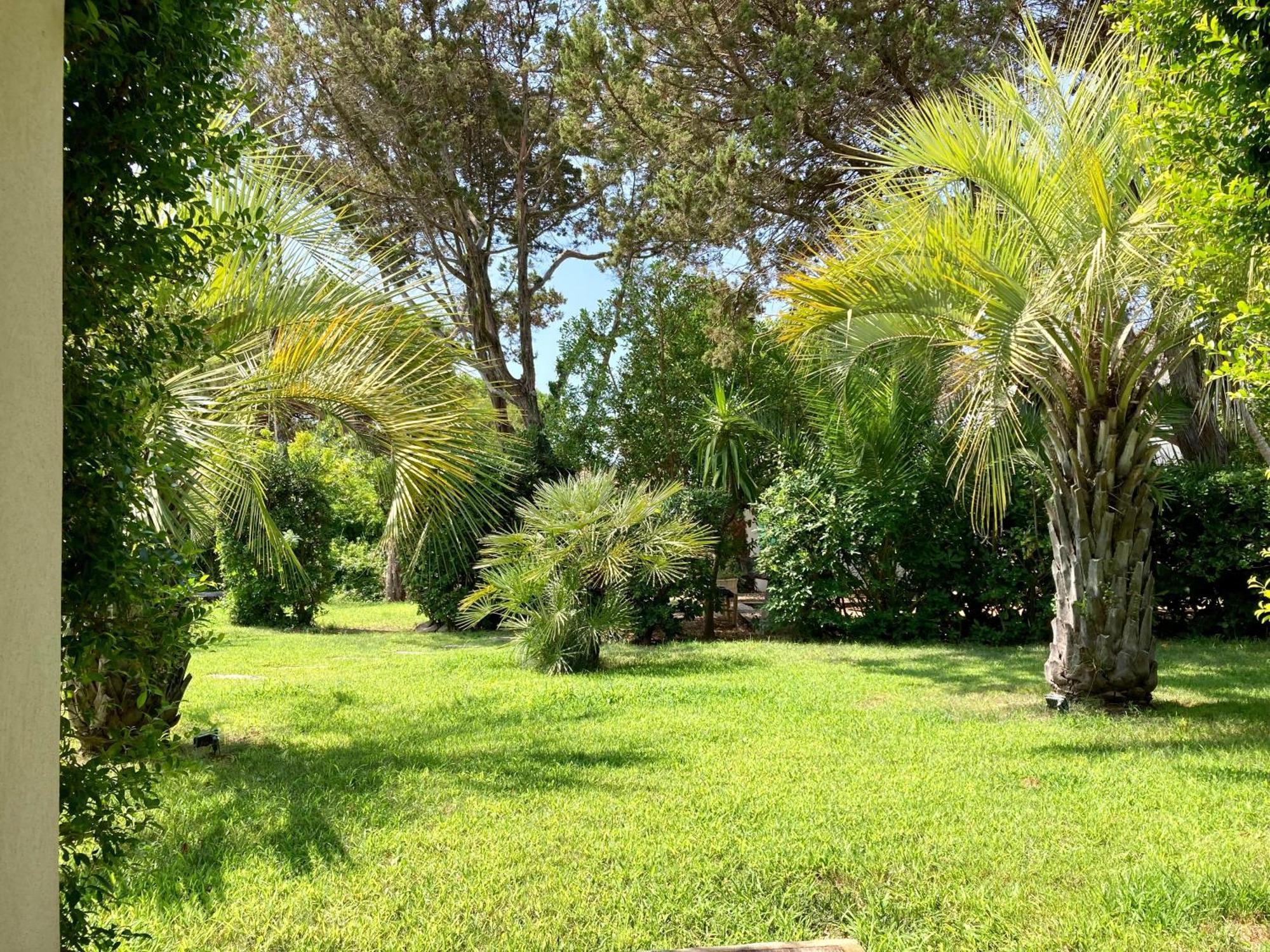 Villa Macalia Pietrosella Buitenkant foto